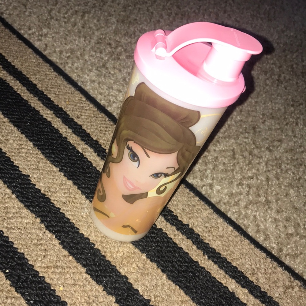 Bella Tupperware πcup - Picture 2 of 4